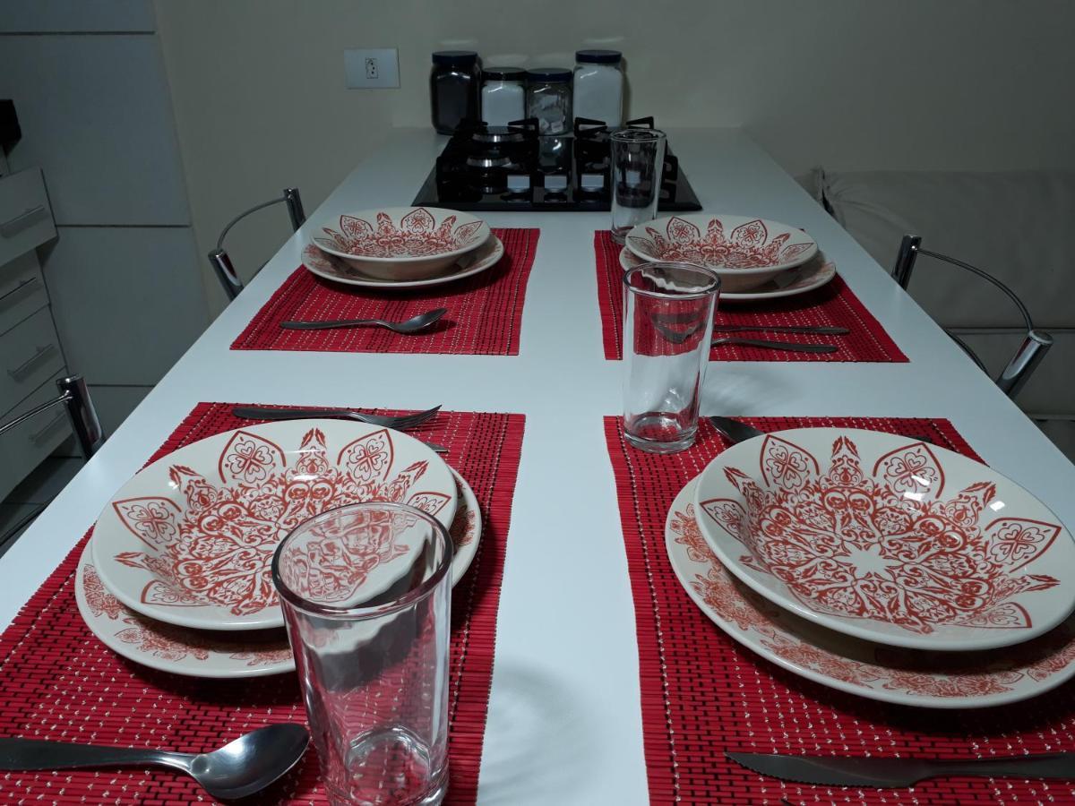 Apartamento Central Proximo A Rodoviaria E Faculdades Curitiba Eksteriør billede