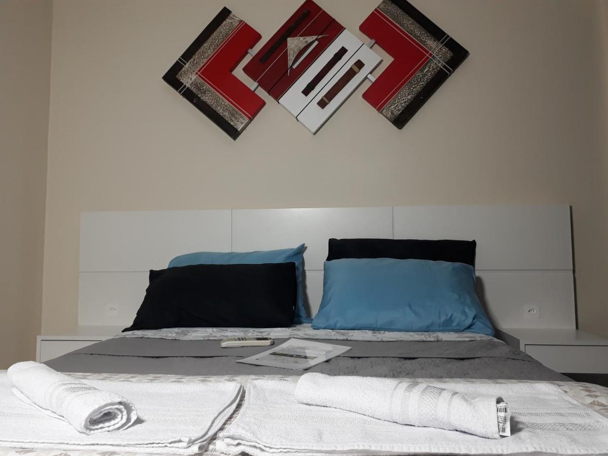 Apartamento Central Proximo A Rodoviaria E Faculdades Curitiba Eksteriør billede